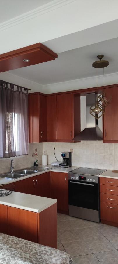 Διαμέρισμα Ιδανικό Για Εξορμήσεις Lägenhet Eleousa Exteriör bild